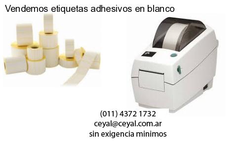Vendemos etiquetas adhesivos en blanco