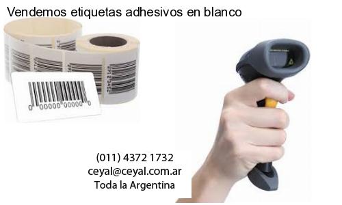 Vendemos etiquetas adhesivos en blanco