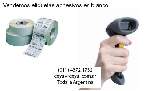 Vendemos etiquetas adhesivos en blanco